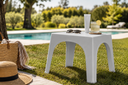 MESA AUXILIAR CUADRADA MINIMAL X 8 UND BLANCO NIEBLA